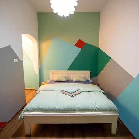 Hostel Cornel Timişoara Eksteriør bilde