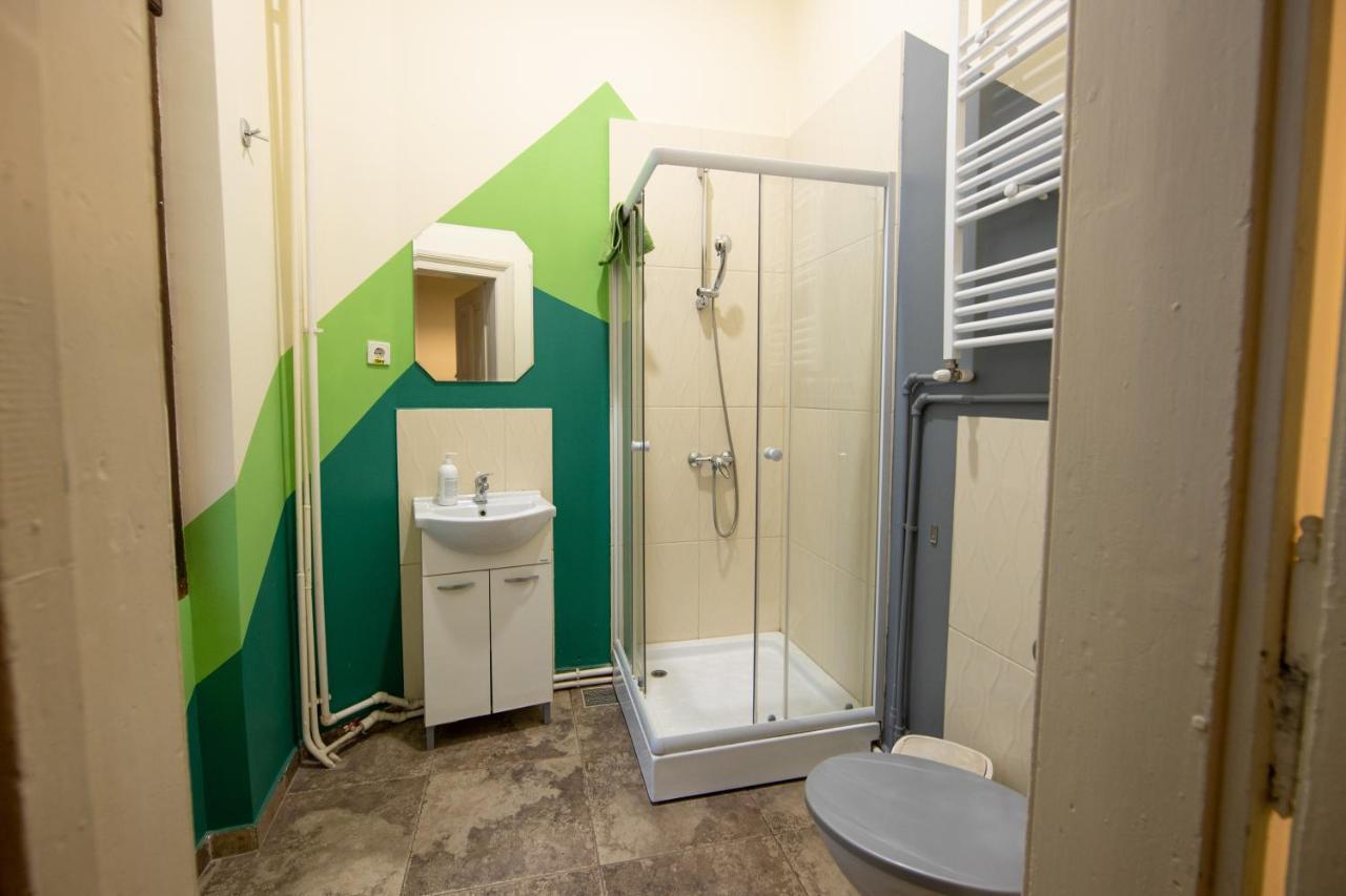 Hostel Cornel Timişoara Eksteriør bilde
