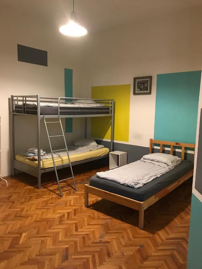 Hostel Cornel Timişoara Eksteriør bilde
